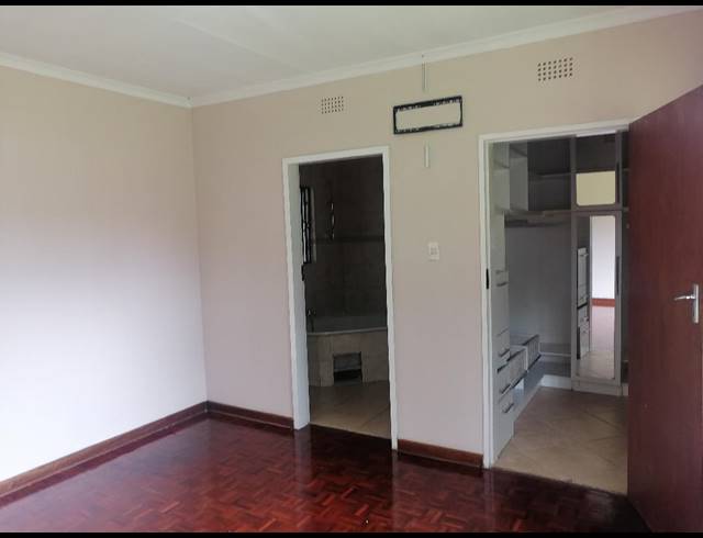 4 bed property to rent in KIBLER PARK